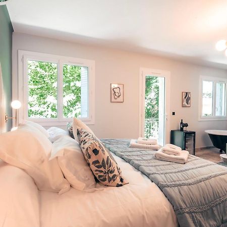 Les Suites De L'Etang Cucuron Εξωτερικό φωτογραφία